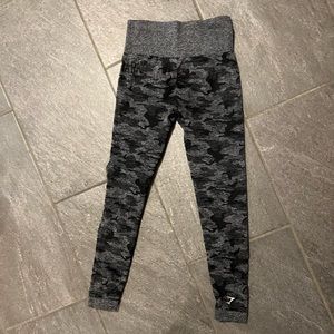 gymshark black camo leggings